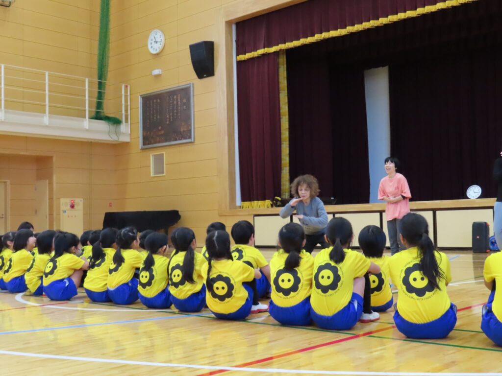 yummydance 小学校ダンスアウトリーチ｜カラダでおしゃべり ダンスワークショップ